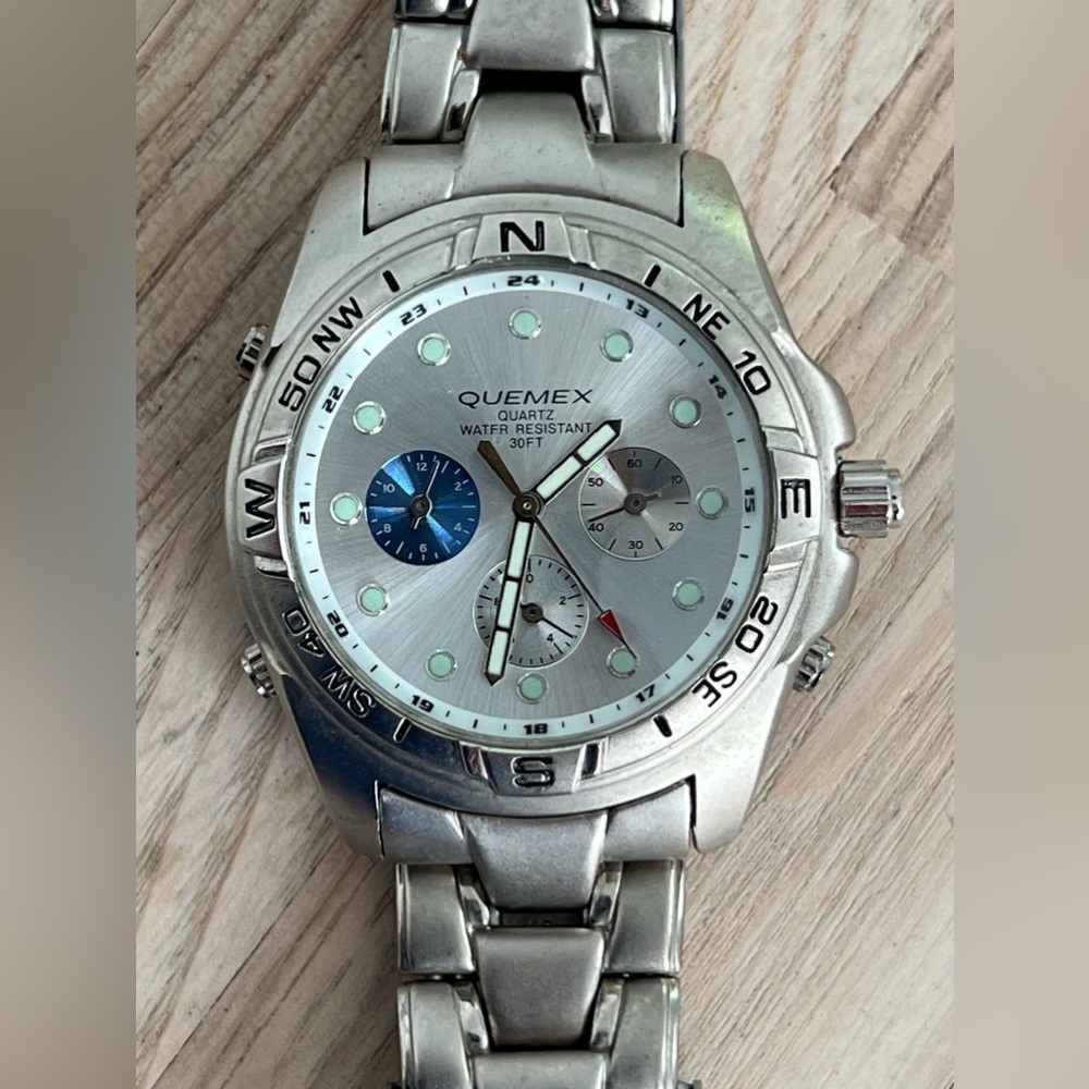 Quemex Men’s Watch Chronograph Style Silver Dial Stainless Bracelet